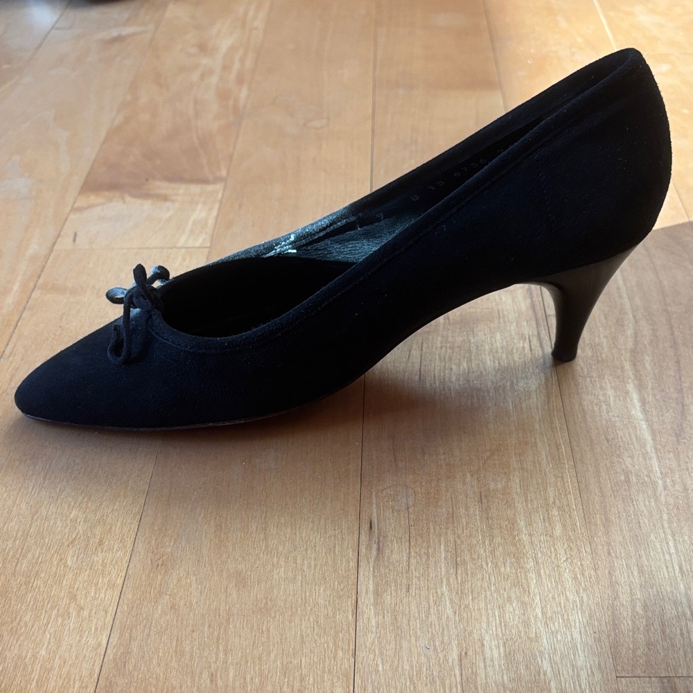 Vintage Robert Clergerie Black Suede Women's Low Heels